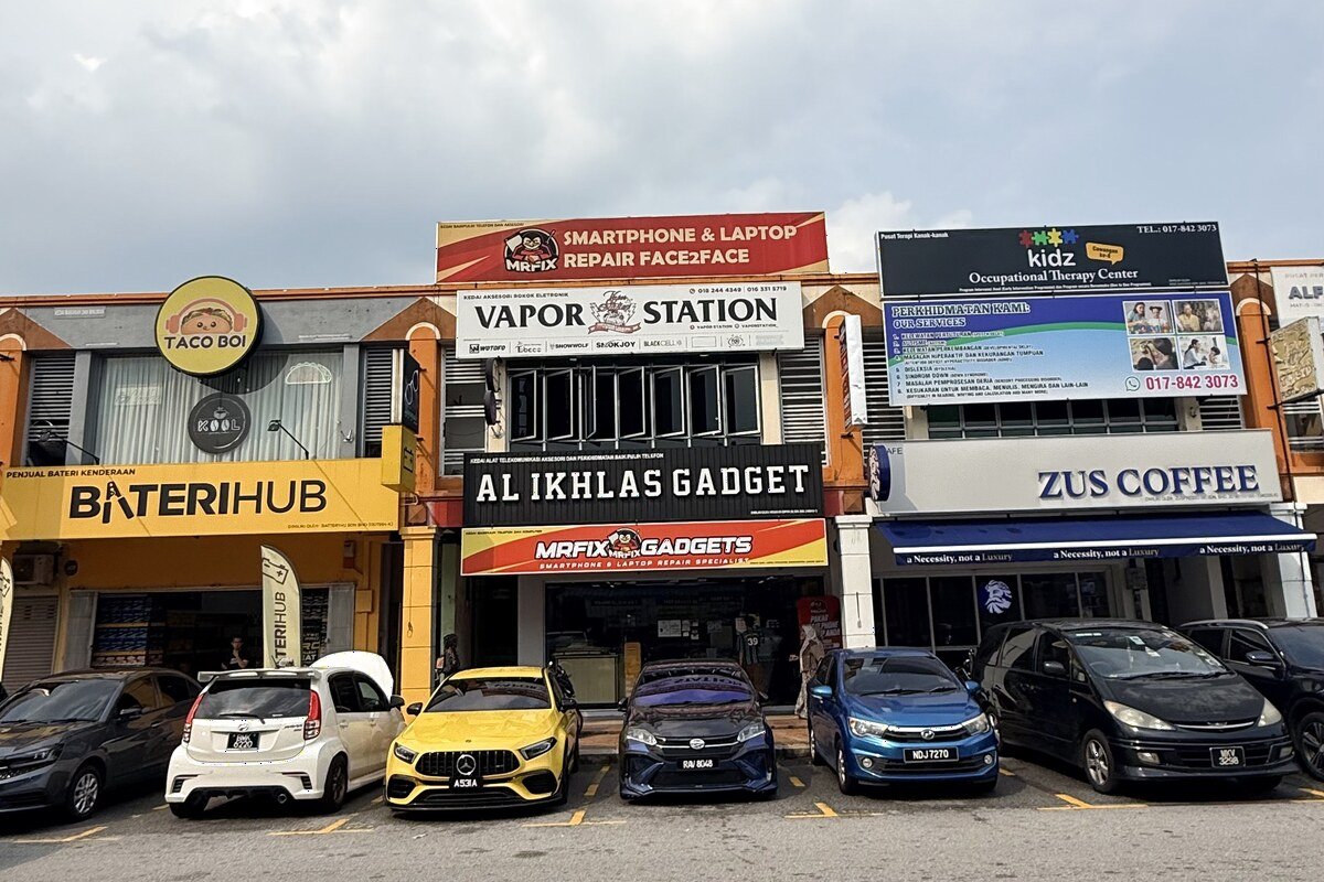 Kedai repair MRFIX Bangi Seksyen 7